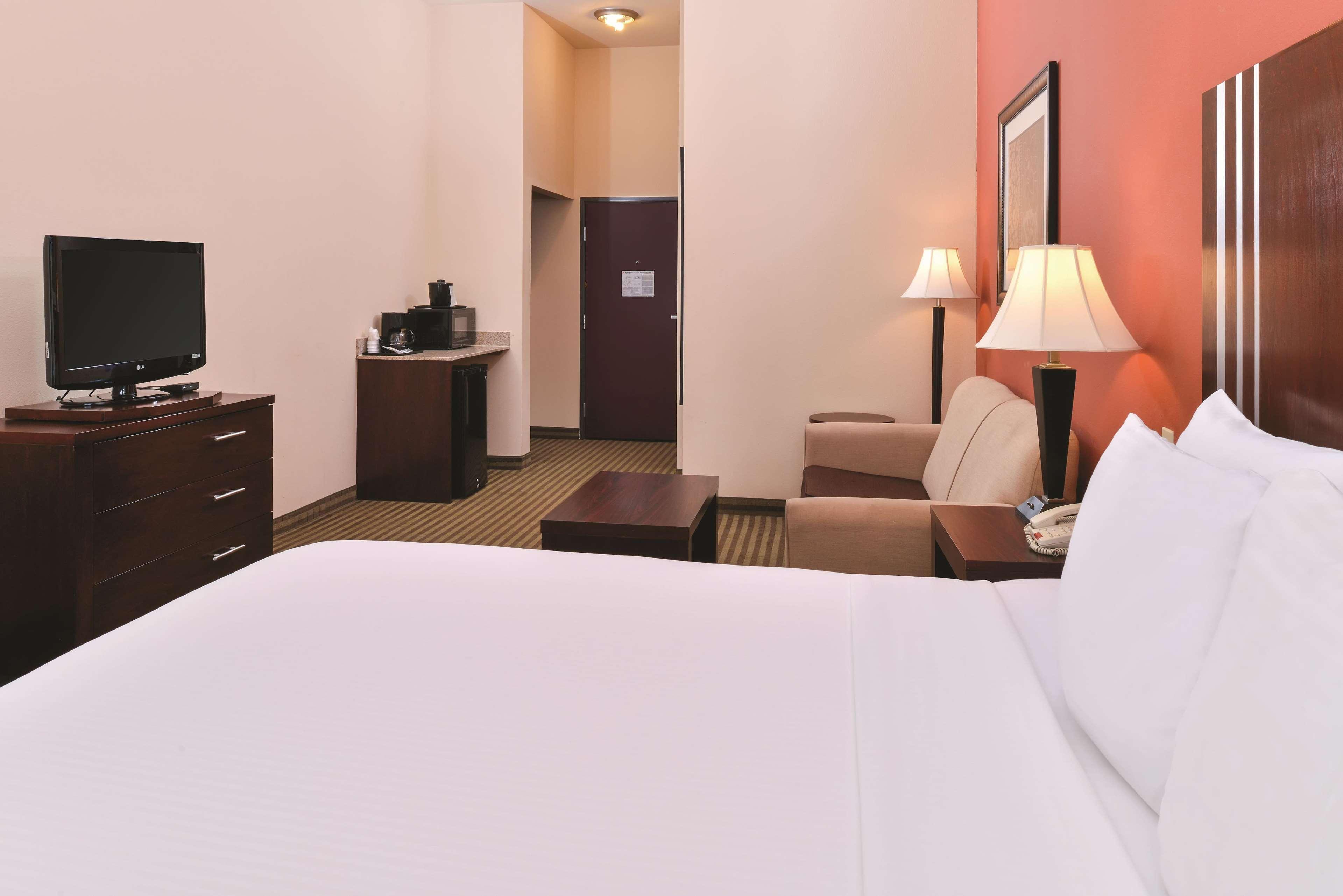 Hotel La Quinta By Wyndham Woodward Extérieur photo