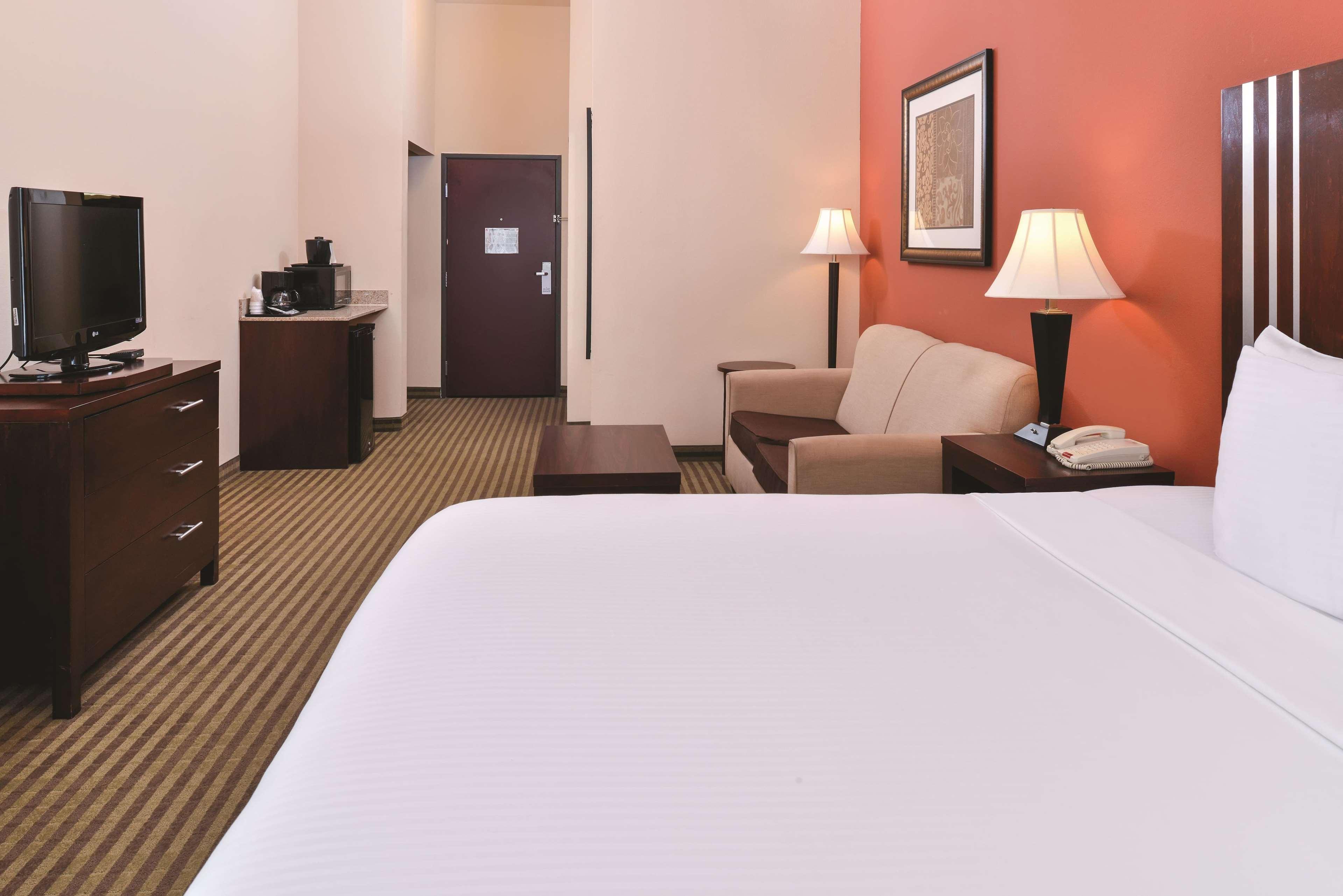 Hotel La Quinta By Wyndham Woodward Extérieur photo