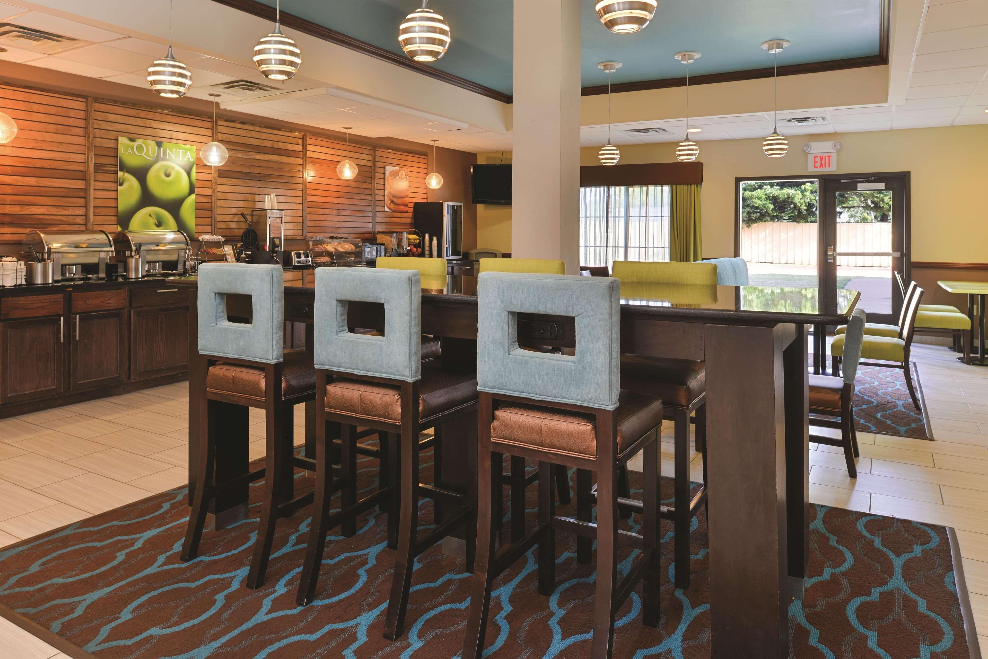 Hotel La Quinta By Wyndham Woodward Extérieur photo