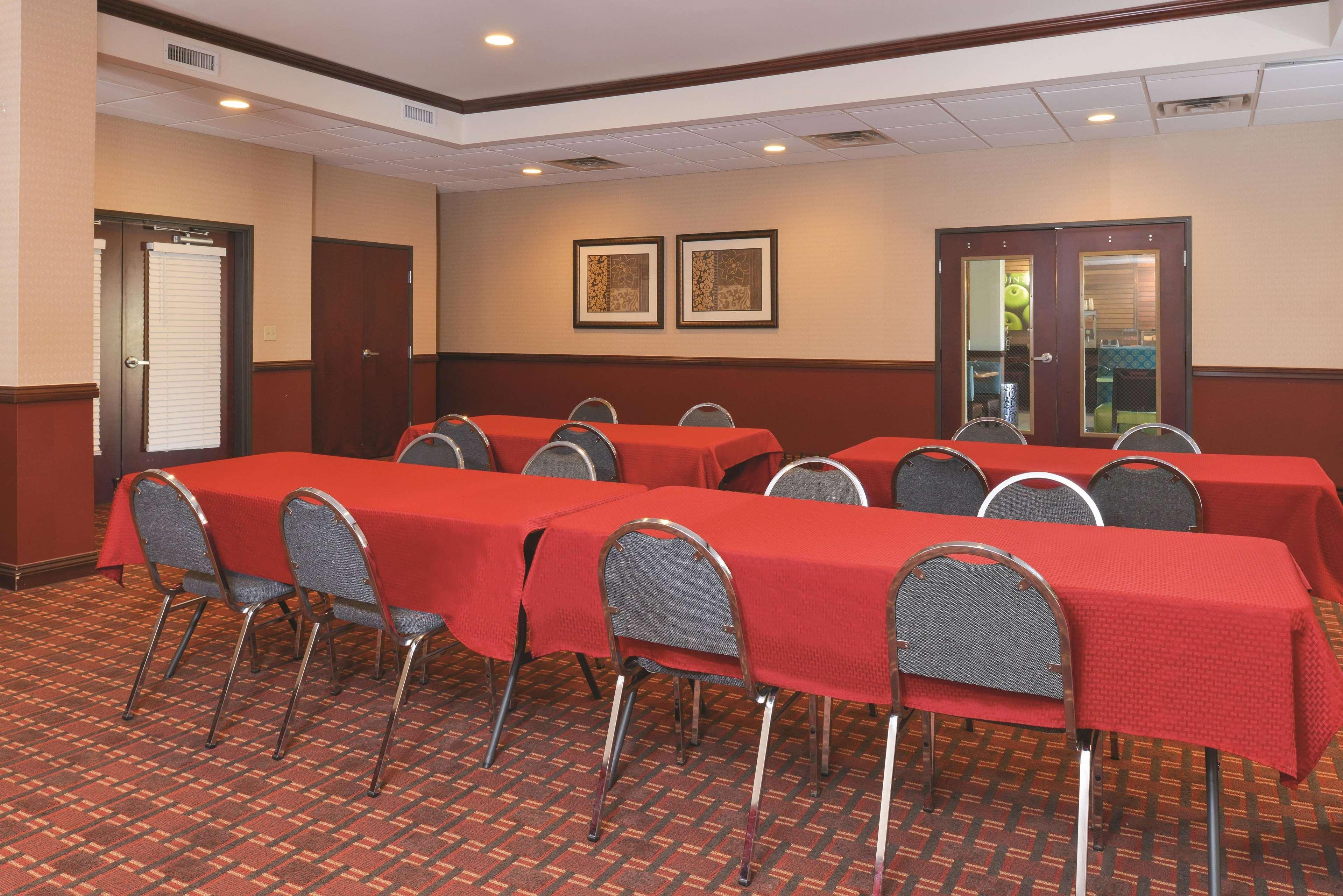 Hotel La Quinta By Wyndham Woodward Extérieur photo