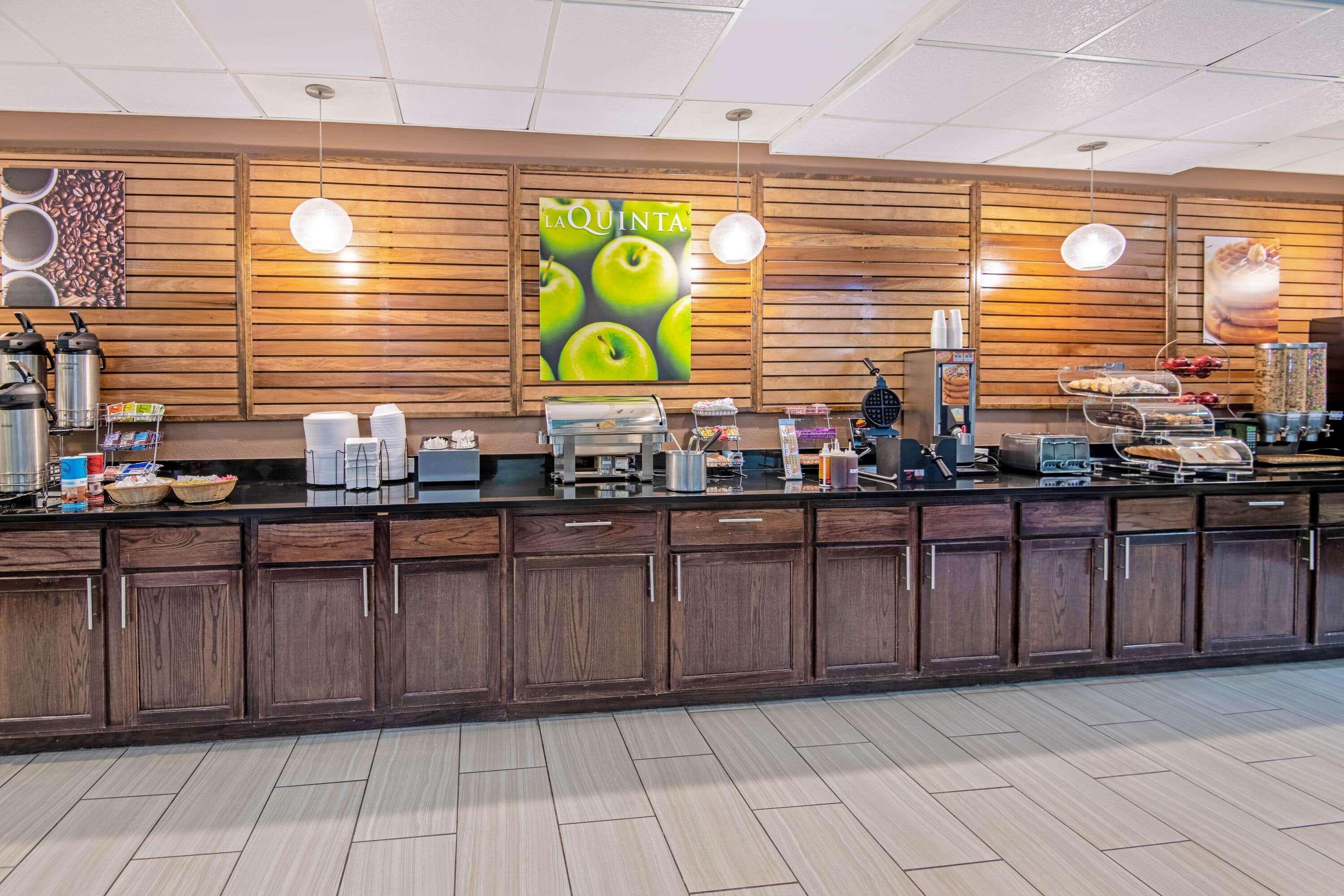 Hotel La Quinta By Wyndham Woodward Extérieur photo