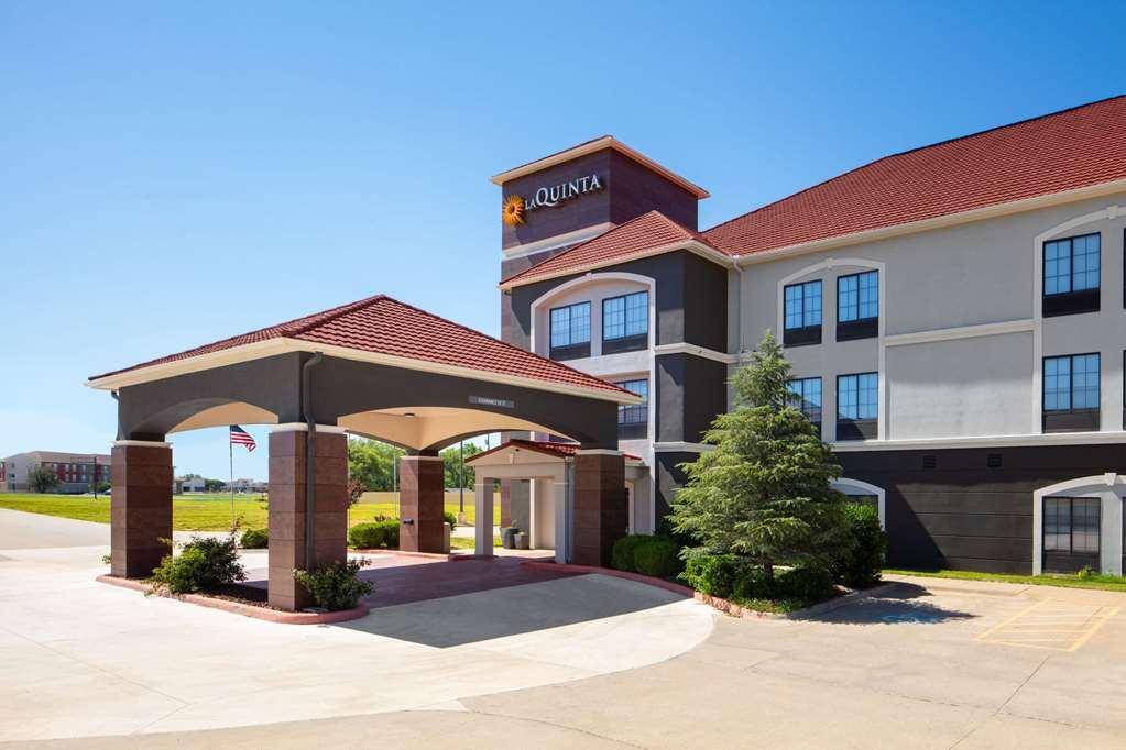 Hotel La Quinta By Wyndham Woodward Extérieur photo